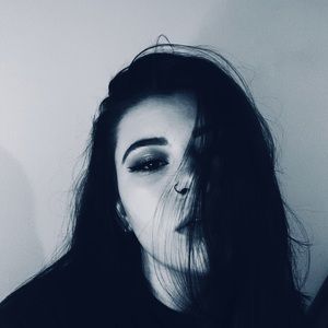 Meet your Posher, Alisha